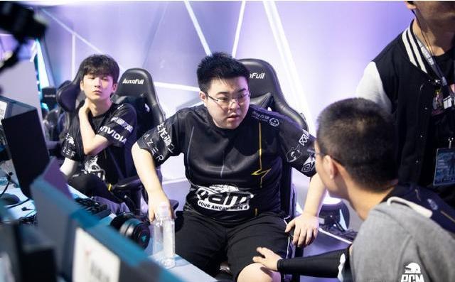 在同一局中 在同一局中