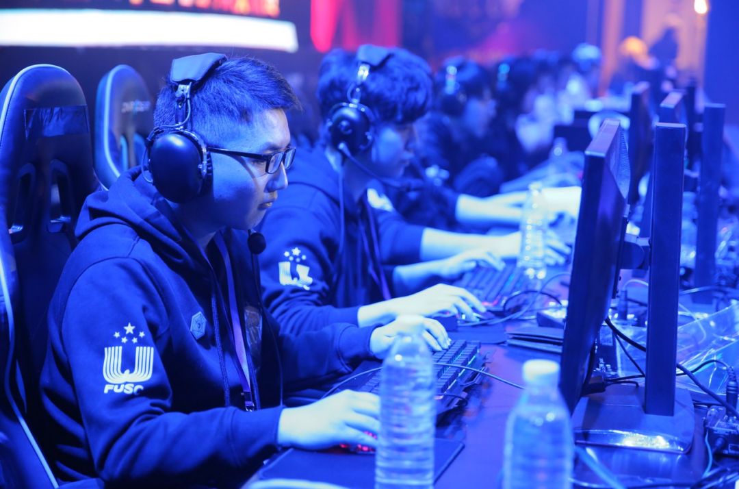 却难以限制 却难以限制