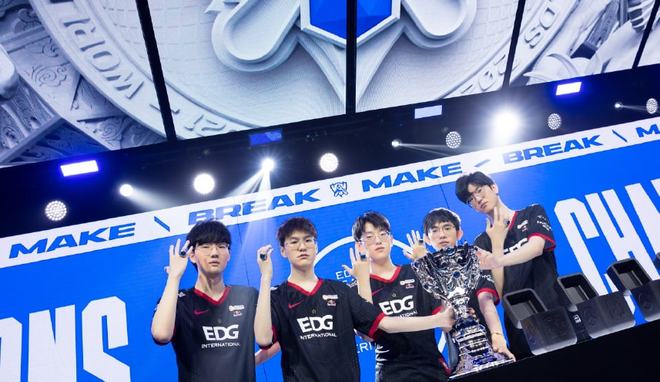 他的回归意